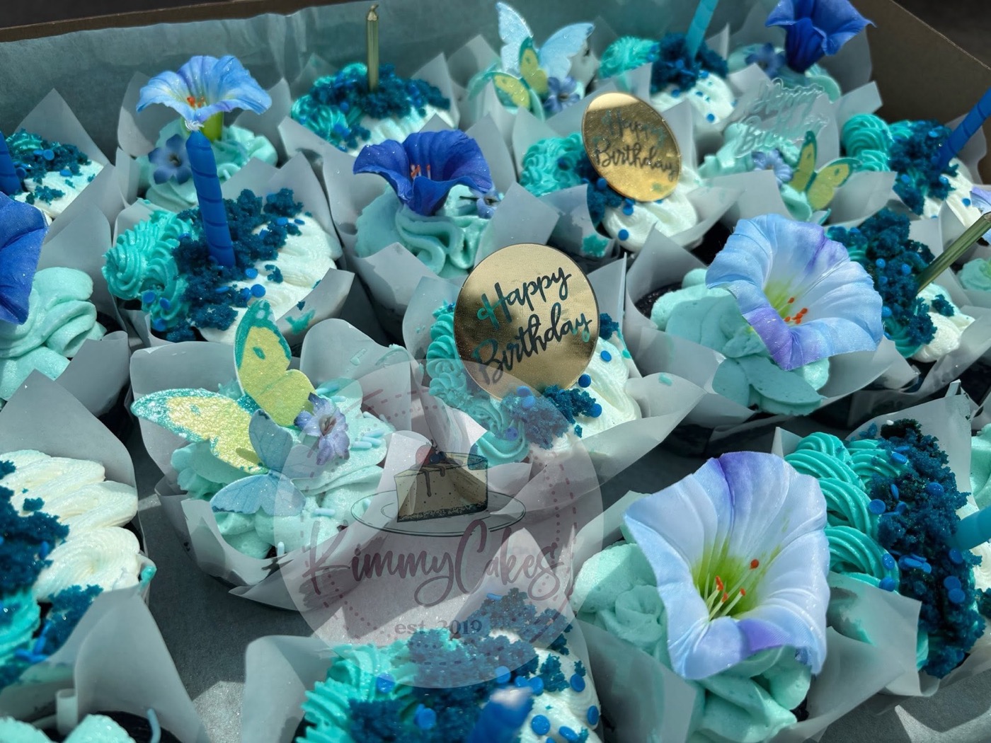 Floral piped cupcakes